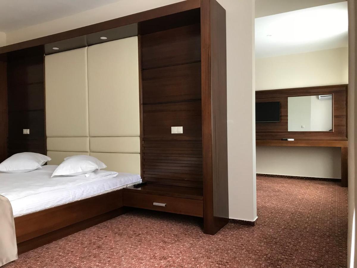 Hotel Best Ploieşti Dış mekan fotoğraf